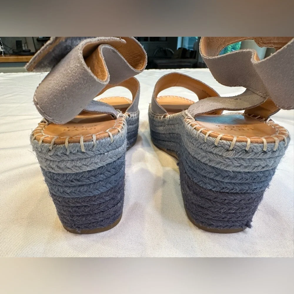 Frye Blues & Gray Amber Espadrille Wedge Heel Sz 8.5 - Picture 7 of 11